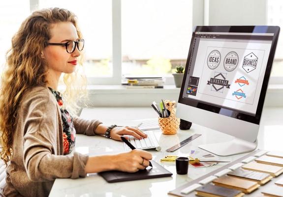 Transform your website with our best UI/UX design services. We create stunning, user-friendly designs that enhance experience and drive engagement.
