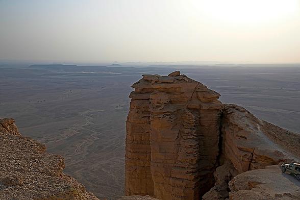I want to return to Saud, but I'm not finding any international teaching gigs this year anywhere. #teaching #international #desert #travel #edgeoftheworld #saudi #saudiarabia #riyadh #beautiful #nature #landscape #landscapephotography #photo #photography