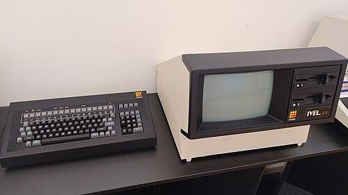 A photo of a computer from the linked website.