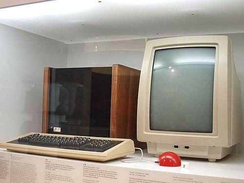 A photo of a computer from the linked website.