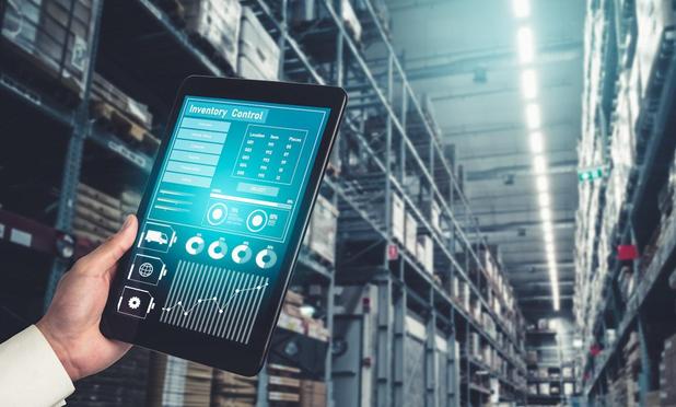 How Connected Worker Technology Helps Manufacturers Adapt to Tariff Policies and Staffing Pressures