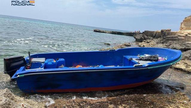 Imatge d'arxiu d'una pastera arribada a Mallorca aquest estiu (EPTV/Policia Nacional)