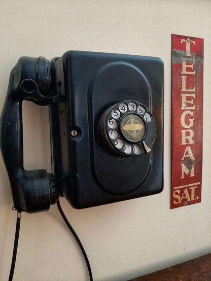 Photo Telephone agents