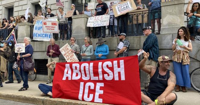 About 100 people rallied on the steps of the federal courthouse in Portland on Sunday, June 8th, in solidarity with protestors in Los Angeles pushing back against recent immigration raids there.
