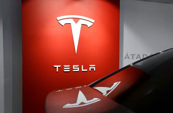 Tesla Launches San Francisco Robotaxi Pilot with Human Drivers Amid Permit Delays