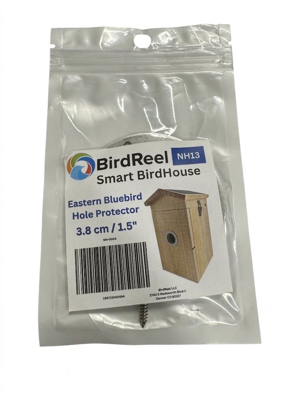 1-1/2" Smart Bird House Hole Cover — package
