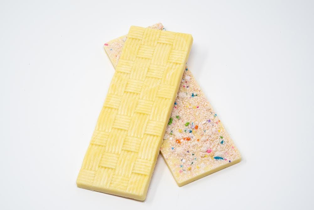 Craft Chocolate Bar - White Chocolate Birthday Cake 1000mg THC - image 3