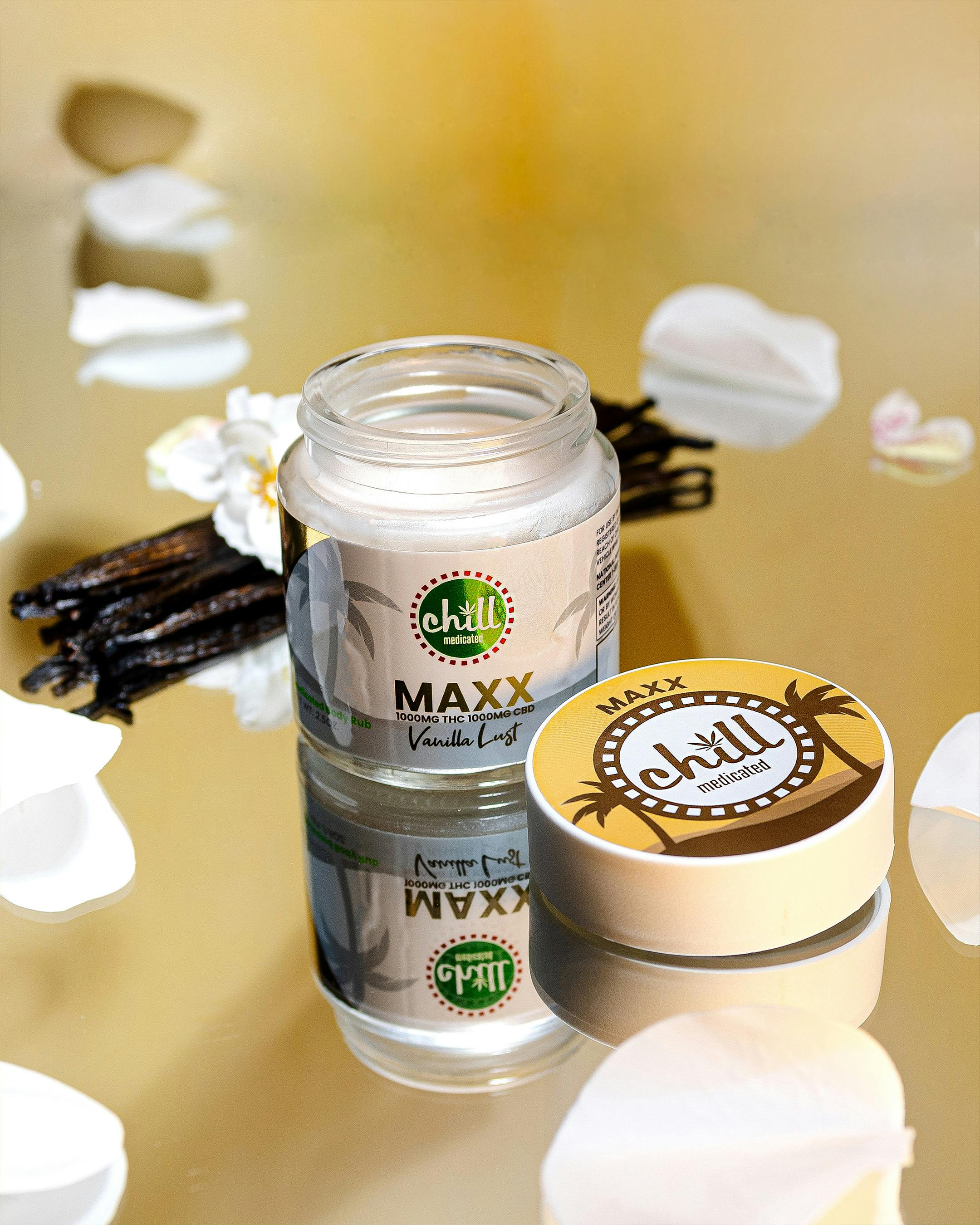 1000mg THC : 1000mg CBD | MAXX Vanilla Lust Body Rub | MED - image 3