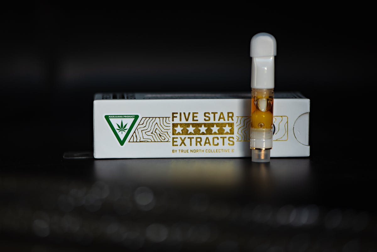Five Star Extracts: Bee Cookies - .5 gram NugRun Sugar Sauce Cart - image 1