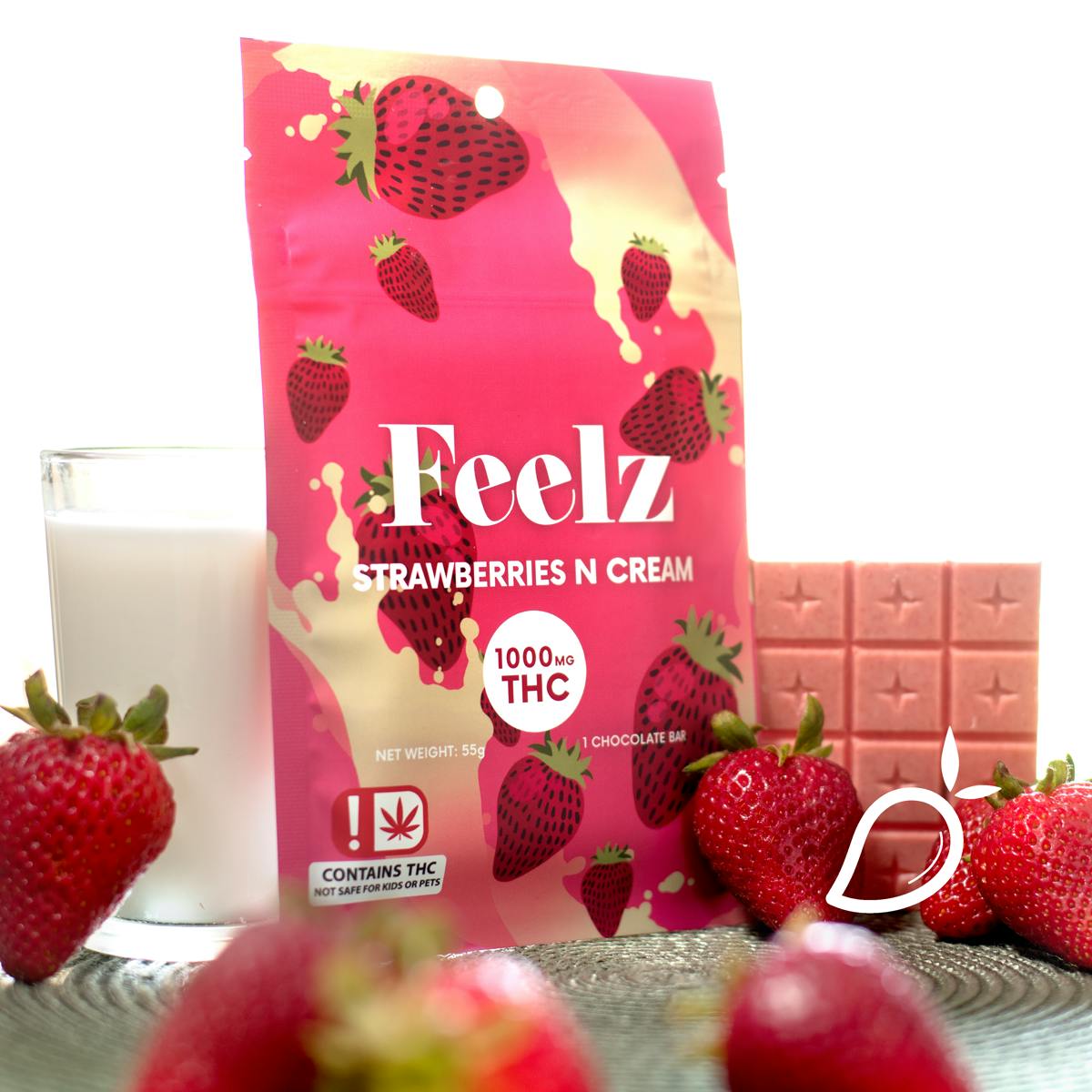 1000mg Strawberries N Cream Chocolate Bar - image 1