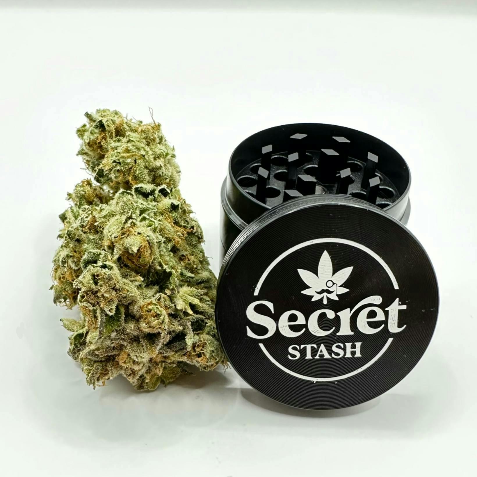 Secret Stash - Small Metal Grinder - Black - image 1