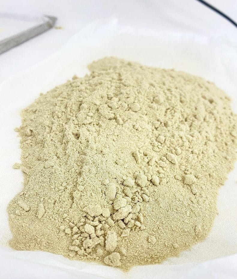 Strawberry Vanilla Premium 1g Hash infused Preroll - image 2